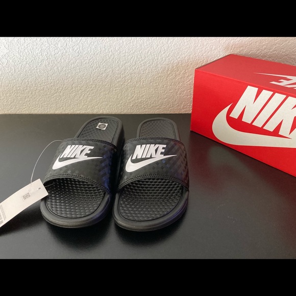 Nike Shoes - 🔥 HP 🔥NEW NIKE BENASSI JDI SLIDES WOMENS SZ 6 9 343881 011 BLACK/WHITE BOX